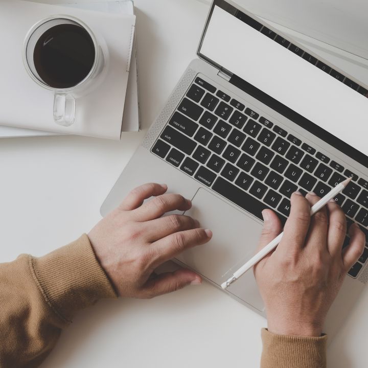 New Year, New You? How about Now? 5 Reasons to start your Job Search before the New Year.